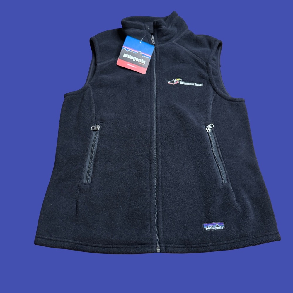 NWT Patagonia Synchilla Black Womens Large Vest ZIP Hiking Camping Embroidered